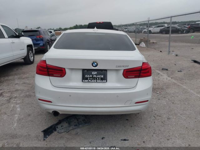 WBA8E1G52GNT38201 BMW 320i