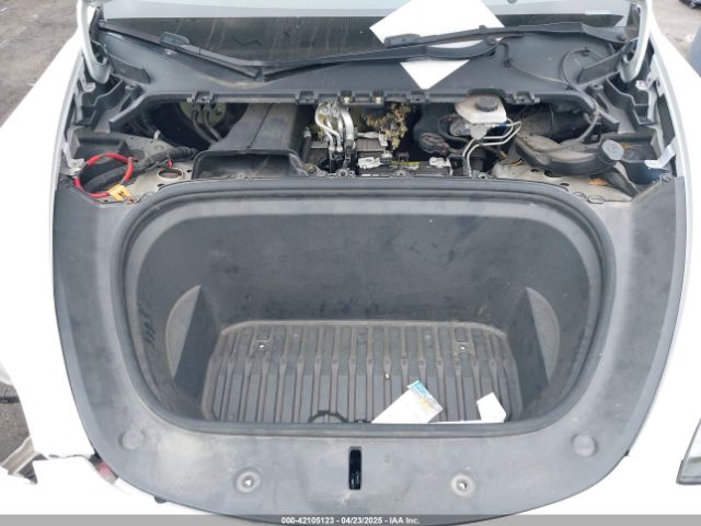5YJYGDEF2MF269773 Tesla Model Y