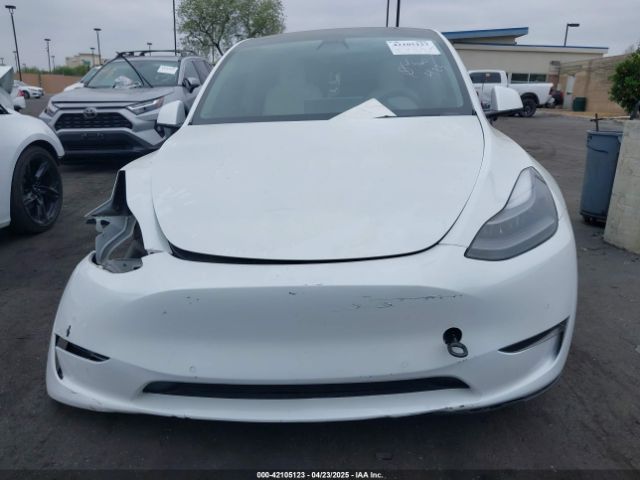 5YJYGDEF2MF269773 Tesla Model Y