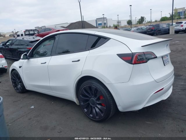 5YJYGDEF2MF269773 Tesla Model Y