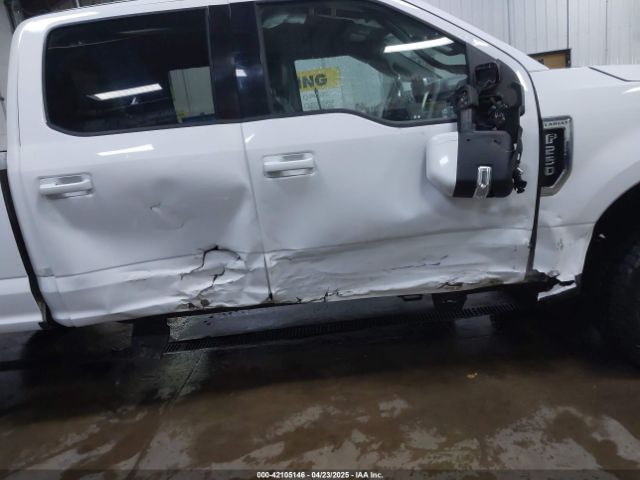 1FT7W2B63MED44005 Ford F-250 Lariat