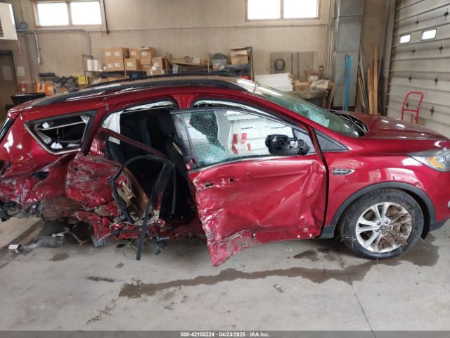 1FMCU0GD9HUD18077 Ford ESCAPE SE