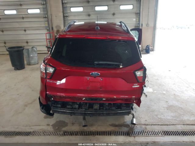 1FMCU0GD9HUD18077 Ford ESCAPE SE