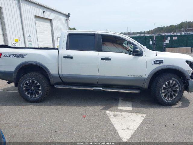 1N6AA1E50HN540827 Nissan Titan Pro-4x