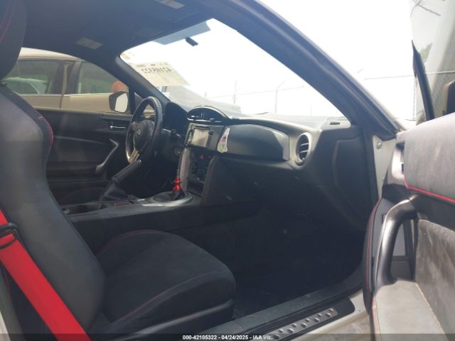 JF1ZNAA19E9703160 Scion FR-S