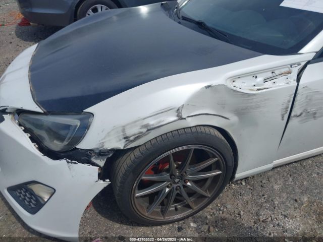JF1ZNAA19E9703160 Scion FR-S