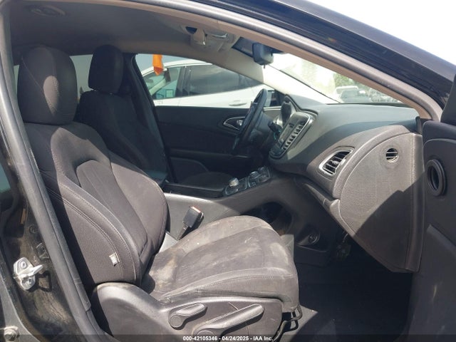 1C3CCCAB1FN726147 Chrysler 200 Limited