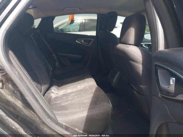 1C3CCCAB1FN726147 Chrysler 200 Limited