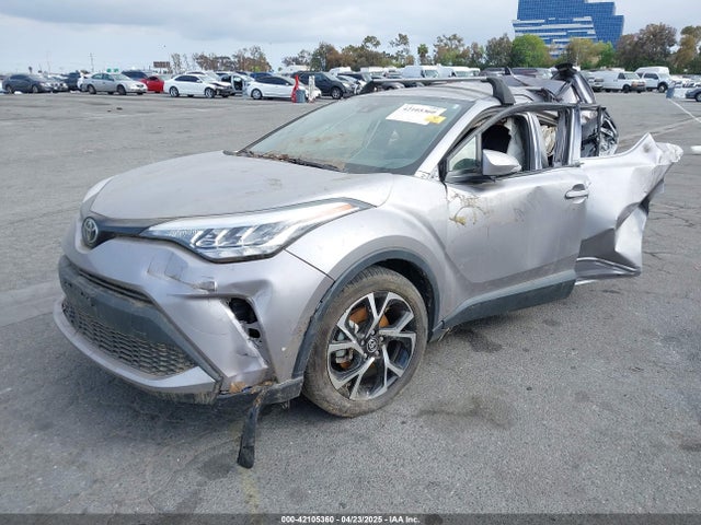 JTNKHMBX9L1075101 Toyota C-HR XLE