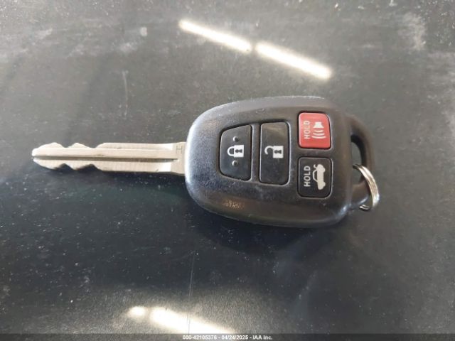 5YFBURHE5FP351275 Toyota COROLLA LE