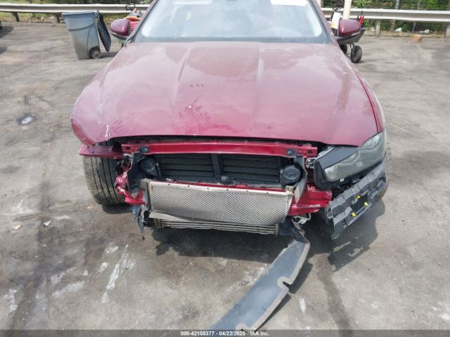 SAJAR4BG4HA964555 Jaguar Xe 25t