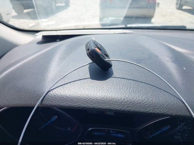 1FADP3F2XHL216154 Ford FOCUS SE