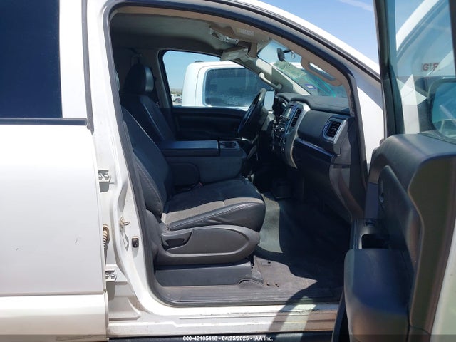 1N6AA1F35HN516102 Nissan Titan Xd S Gas
