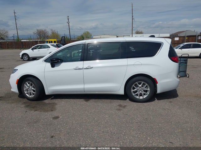 Chrysler Pacifica Select 2025 2C4RC1BG5SR526356 Image 14