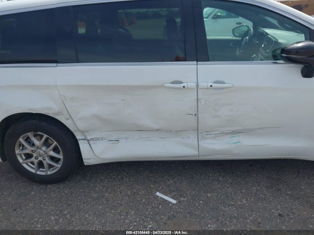 Chrysler Pacifica Select 2025 2C4RC1BG5SR526356 Image 6