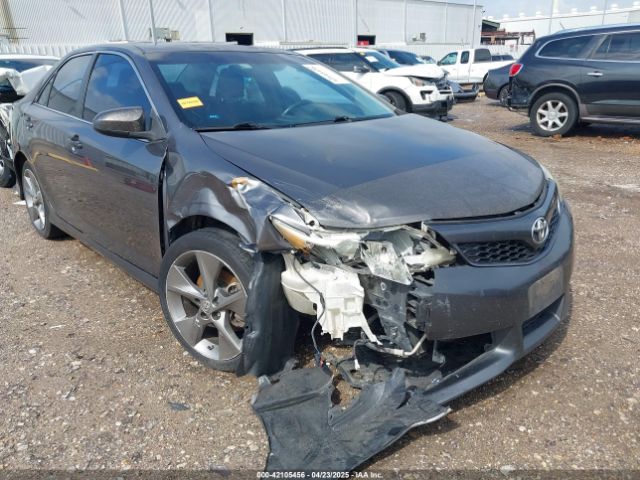 4T1BF1FK0EU735594 Toyota Camry Se Sport