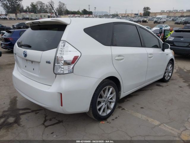 JTDZN3EUXE3359433 Toyota Prius V Five