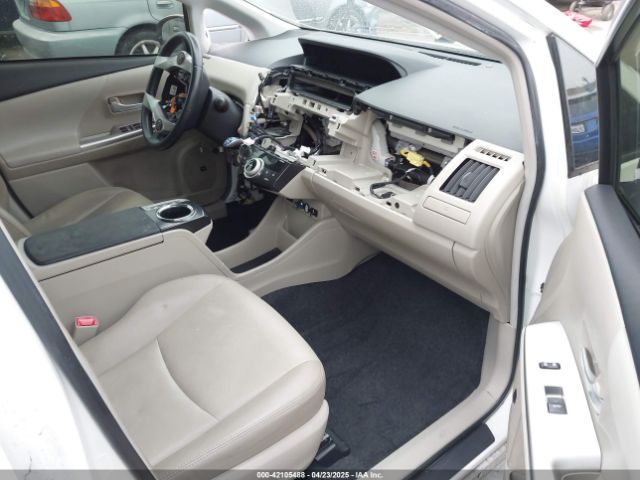 JTDZN3EUXE3359433 Toyota Prius V Five
