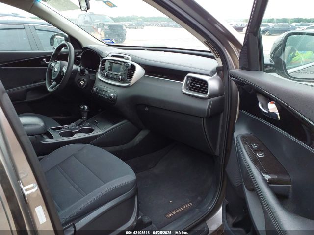 5XYPG4A38GG114164 KIA Sorento 2.4l Lx