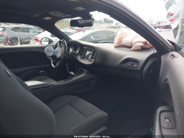 2019 DODGE CHALLENGER 2C3CDZAG4KH529276 Photo 4