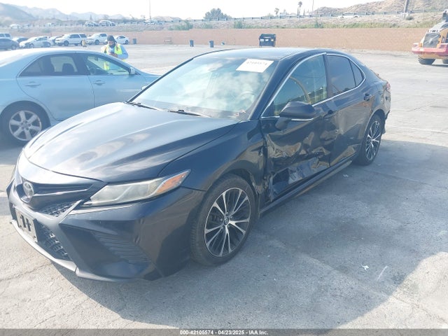 4T1B11HK8JU655899 Toyota CAMRY SE