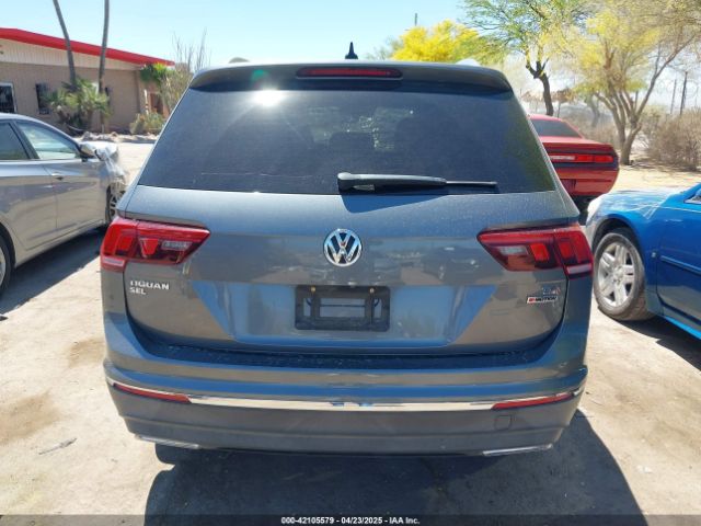 3VV2B7AX7JM177796 Volkswagen Tiguan