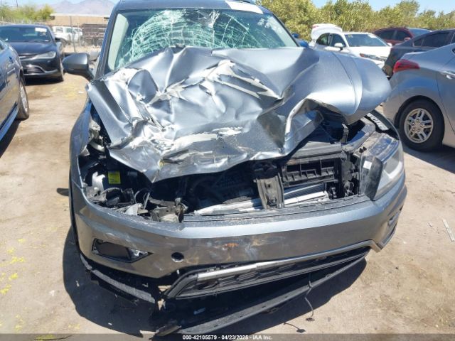 3VV2B7AX7JM177796 Volkswagen Tiguan