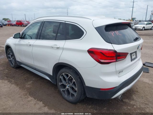 2020 BMW X1 WBXJG7C02L5P24688 Photo 2