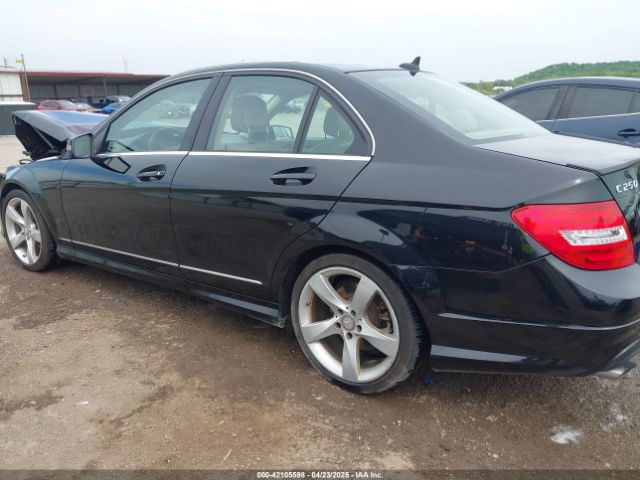 WDDGF4HB2EA968117 Mercedes-Benz C-class C 250 Sport/luxury