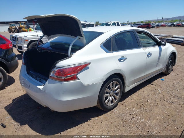 1N4AL3AP2FN879835 Nissan Altima 2.5 S