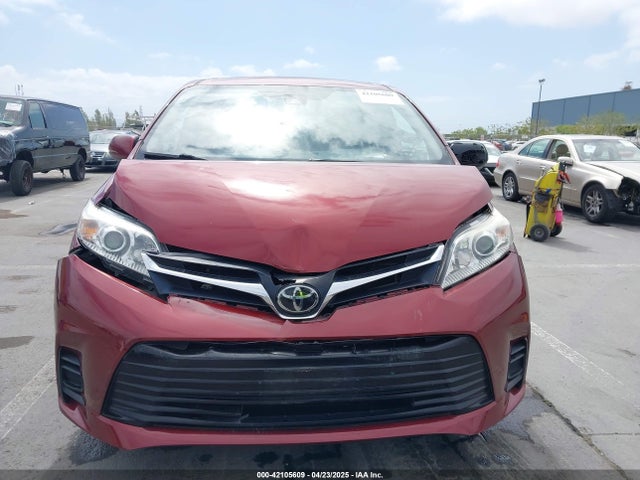 5TDKZ3DC1KS002876 Toyota Sienna Le 8 Passenger