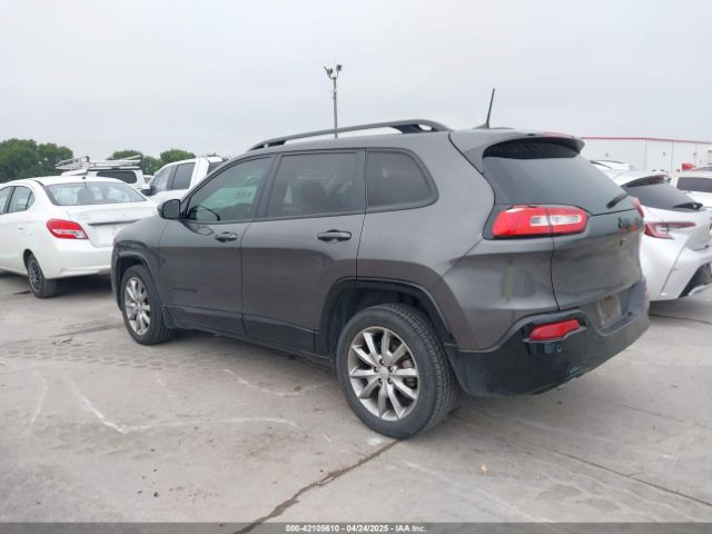 1C4PJLCB4JD587873 Jeep Cherokee Latitude Tech Connect Fwd