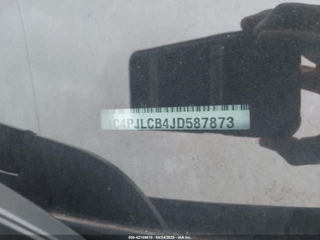 1C4PJLCB4JD587873 Jeep Cherokee Latitude Tech Connect Fwd