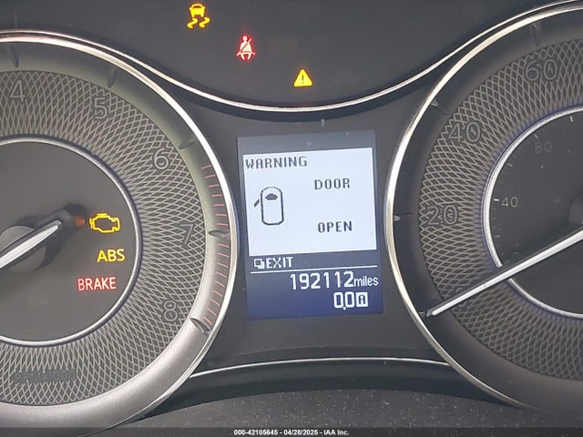 Infiniti 2016 2016 JN8AZ2NF1G9613855 Image 14