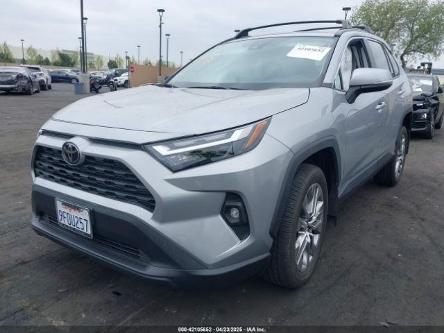 2T3C1RFV9PW258508 Toyota Rav4 Xle Premium