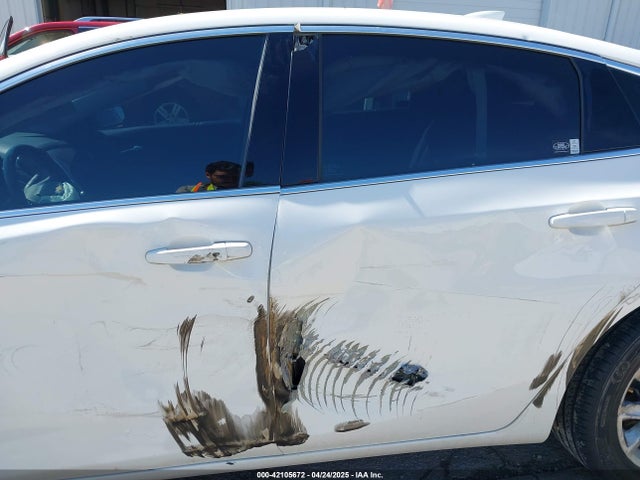 1G1ZD5ST4KF189616 Chevrolet MALIBU LT