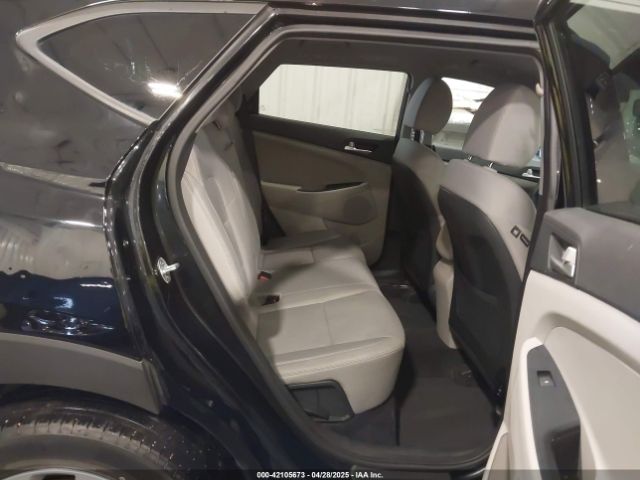 KM8J3CA48KU075082 Hyundai Tucson Value