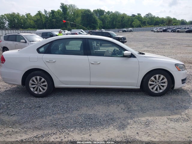 Volkswagen Passat 1.8t Wolfsburg Edition 2015 1VWAT7A3XFC004039 Image 13