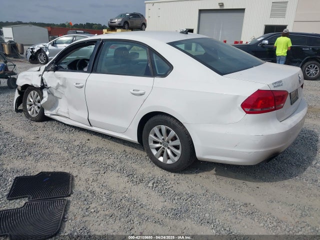 Volkswagen Passat 1.8t Wolfsburg Edition 2015 1VWAT7A3XFC004039 Image 3