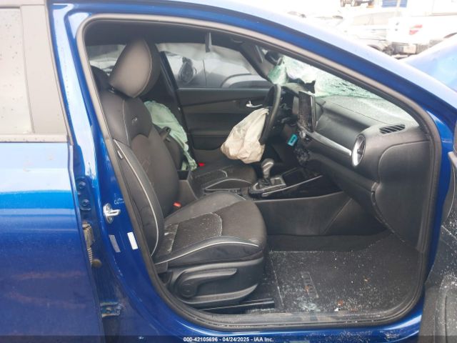3KPF54ADXRE758646 KIA Forte Gt-line