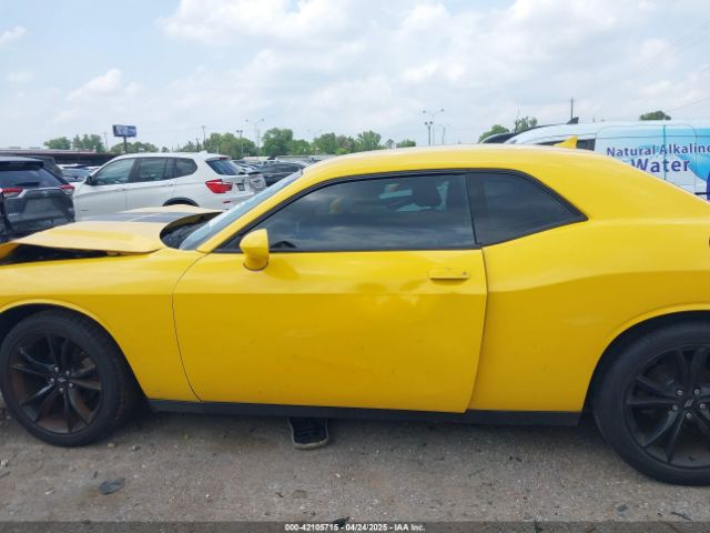 2C3CDZAG6HH573045 Dodge Challenger Sxt