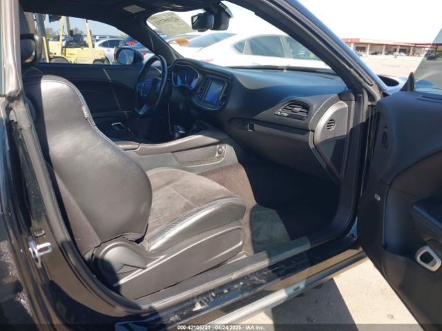 2C3CDZBT8GH274649 Dodge Challenger R/t