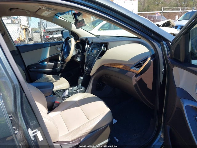 5XYZUDLB5EG155208 Hyundai Santa Fe Sport 2.4l