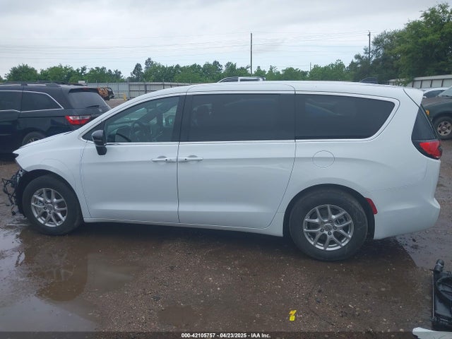 2C4RC1BG6SR532473 Chrysler Pacifica Select