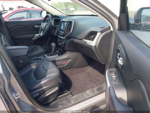 1C4PJMBXXJD526398 Jeep Cherokee Trailhawk 4x4