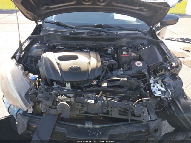 3MYDLBYV6JY329802 Toyota YARIS IA