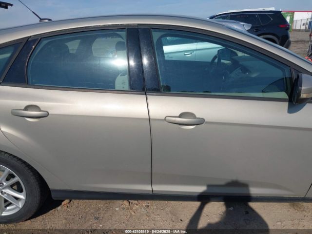 1FADP3K23GL292383 Ford FOCUS SE