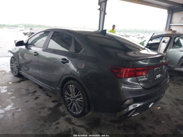 3KPF54AD8RE834719 KIA Forte Gt-line