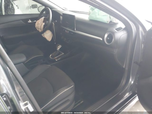 3KPF54AD8RE834719 KIA Forte Gt-line