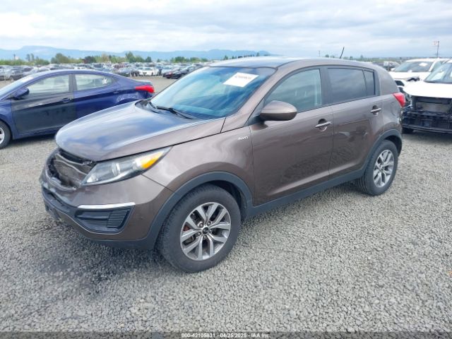 KNDPBCAC4E7612106 KIA Sportage Lx